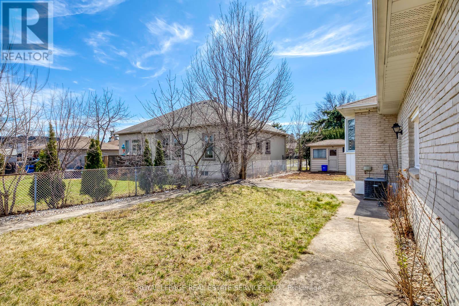 577 Trudale Court, Oakville, Ontario  L6L 4H2 - Photo 31 - W12175185