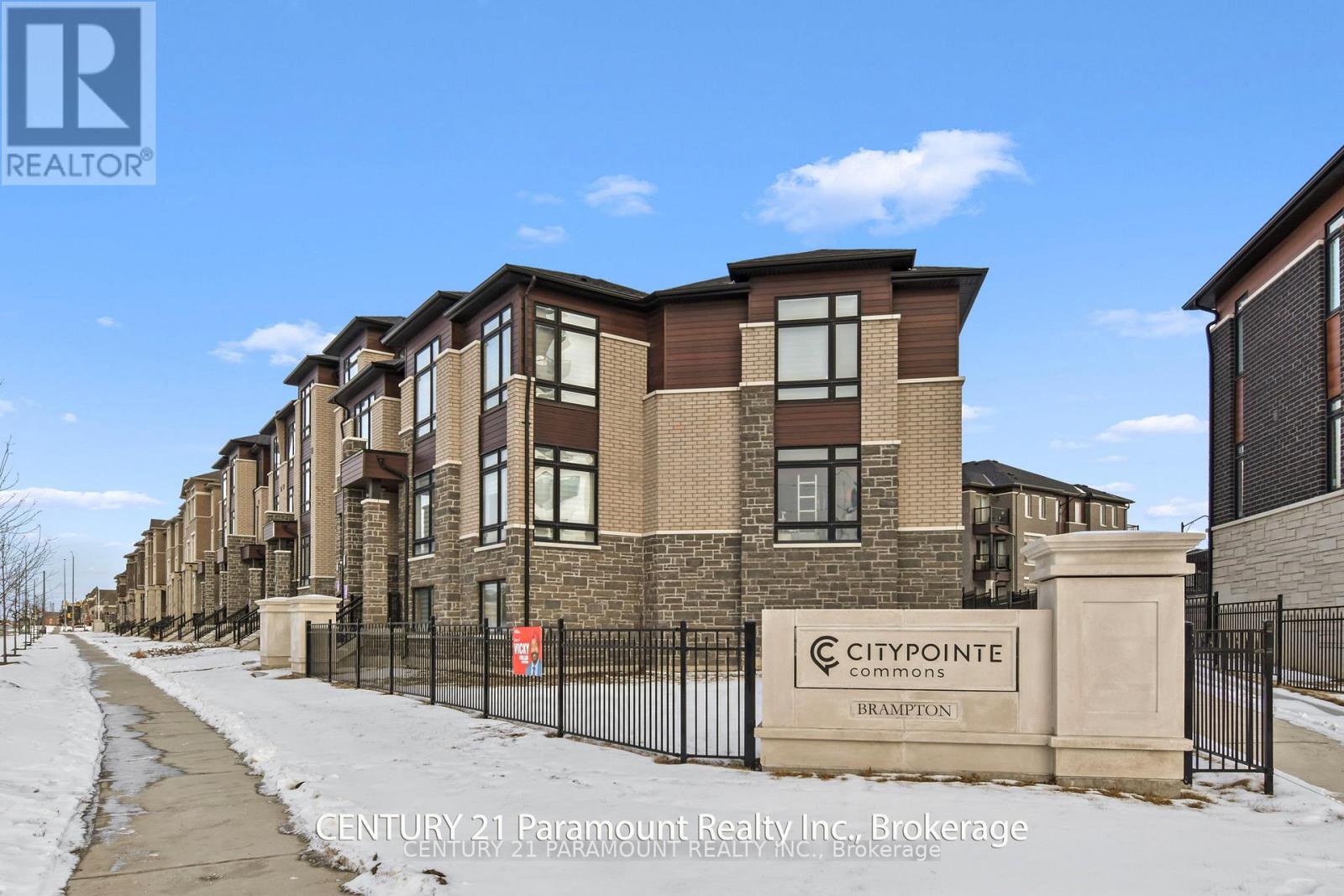 34 Purple Sage Drive, Brampton, Ontario  L6P 4N9 - Photo 2 - W12175232