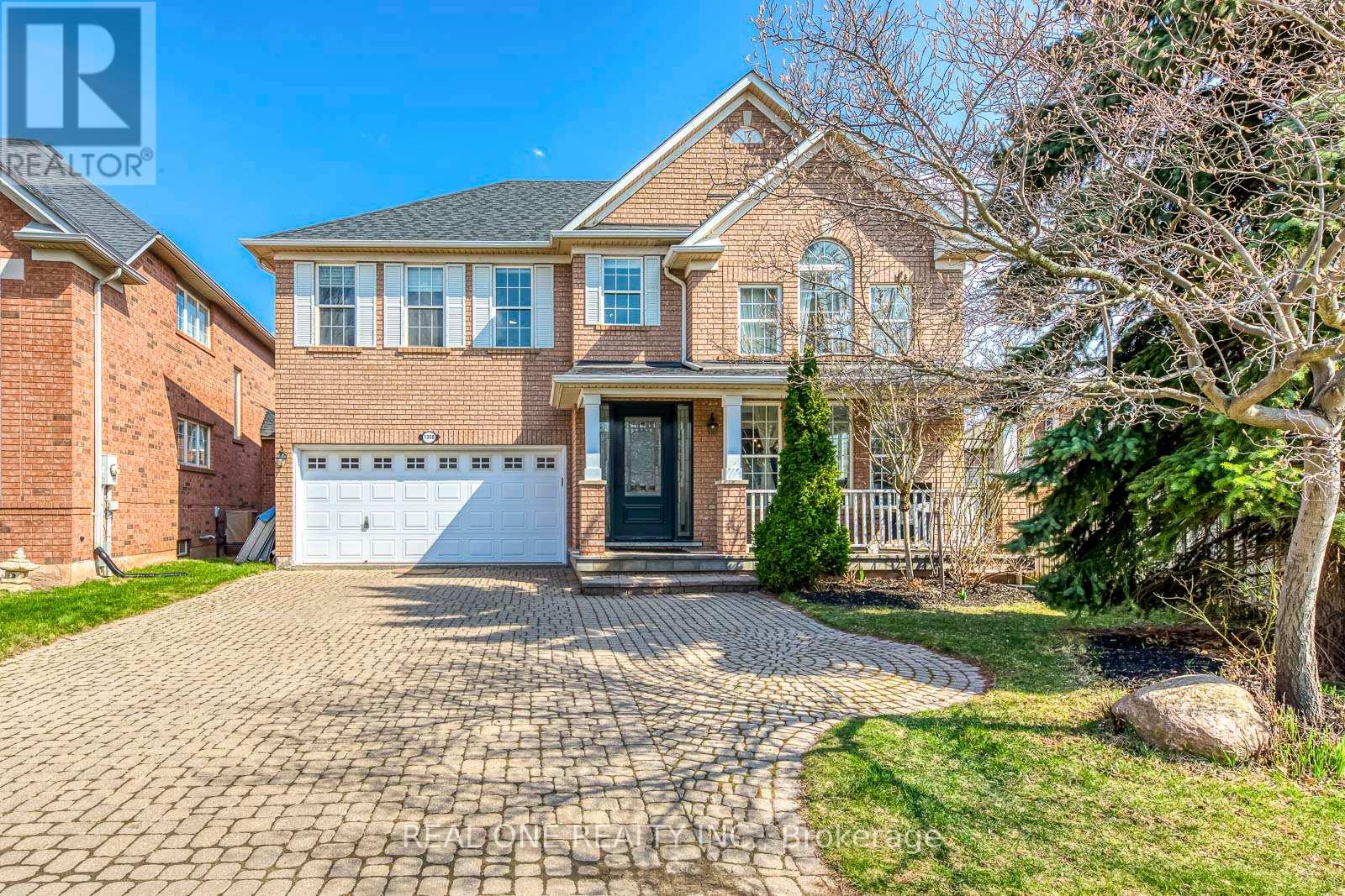 1368 PINE GLEN ROAD, Oakville, Ontario