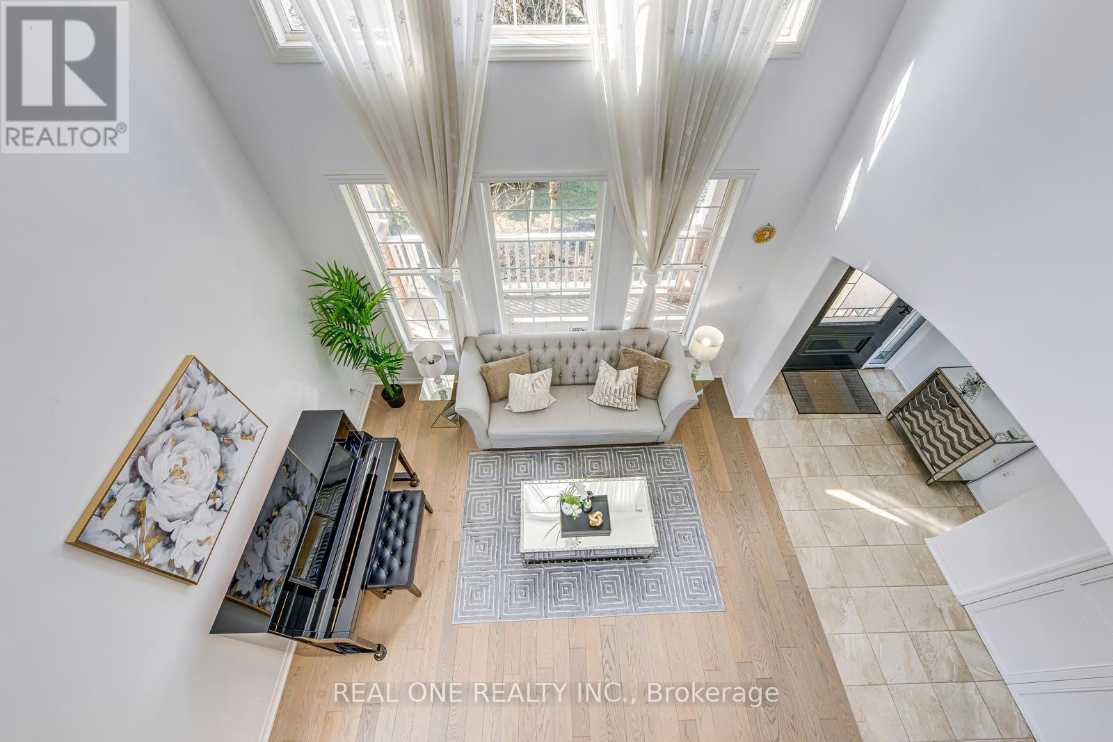 1368 Pine Glen Road, Oakville, Ontario  L6M 4B9 - Photo 7 - W12175259