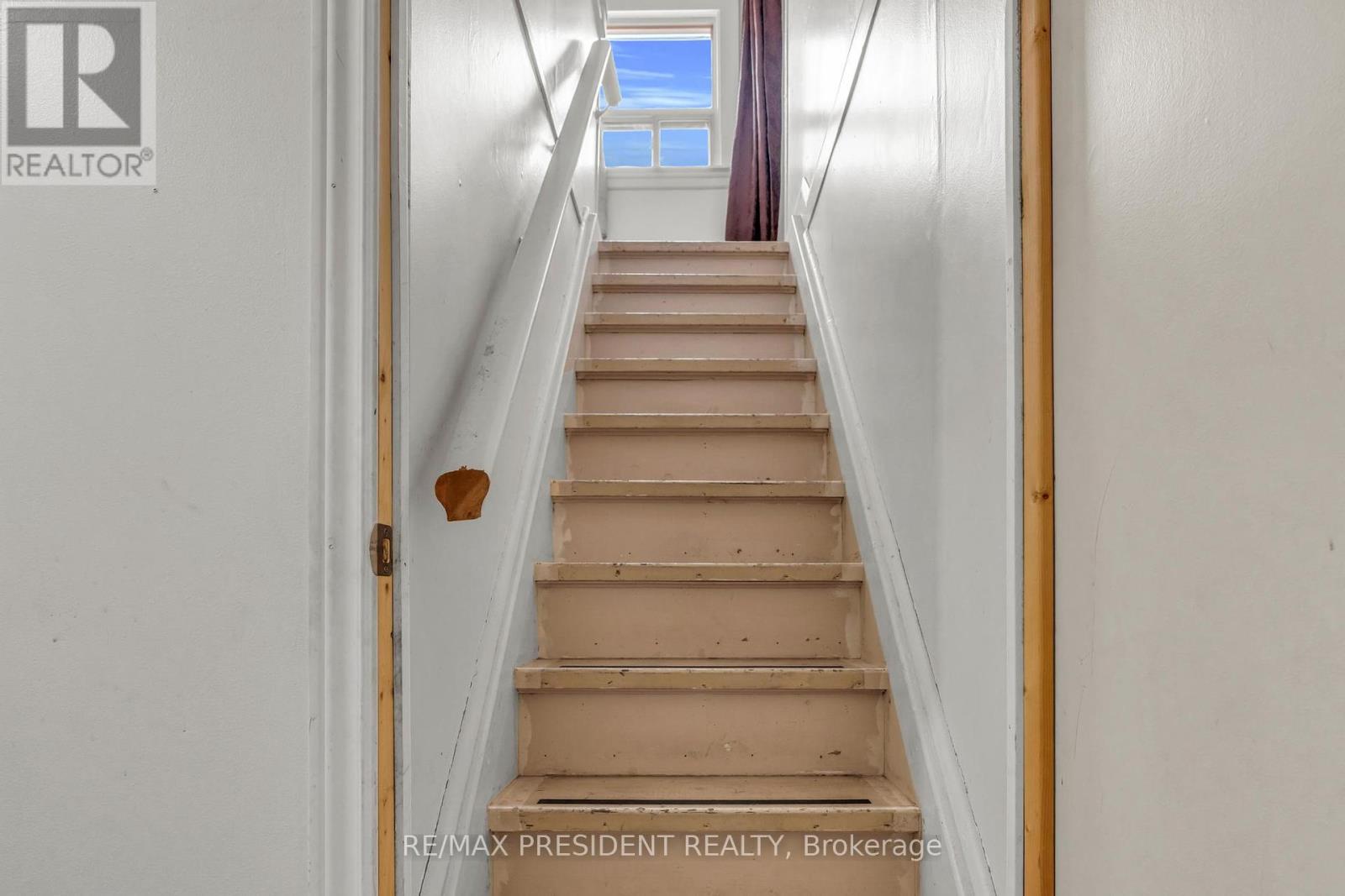 61 Royce Avenue, Brampton, Ontario  L6Y 1J8 - Photo 22 - W12175278