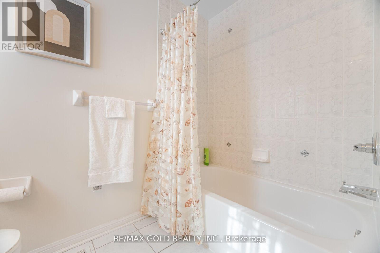 103 Commuter Drive, Brampton (Northwest Brampton), Ontario  L7A 0P7 - Photo 32 - W12175306