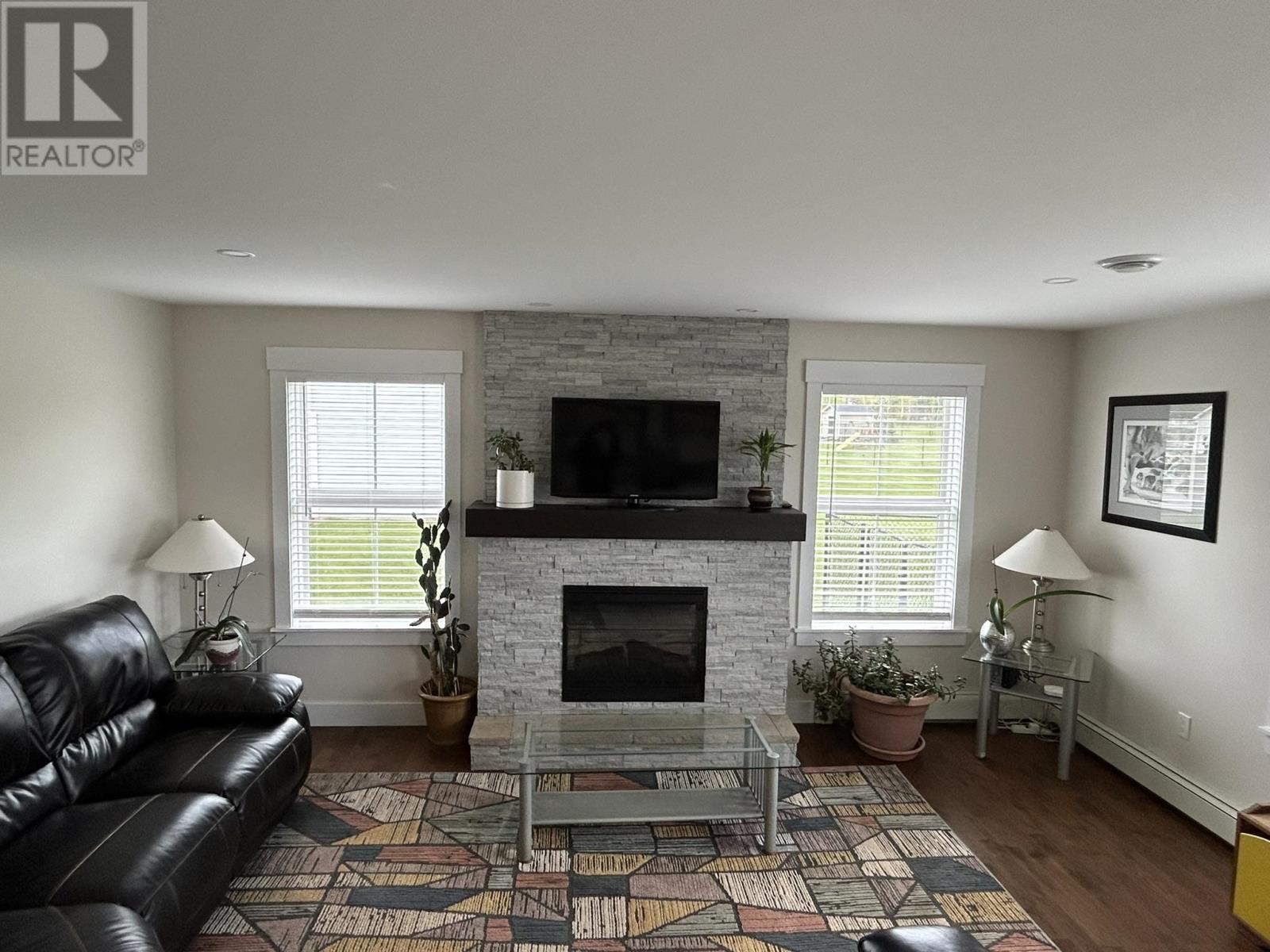 Property at 15 McGregor Drive image 2