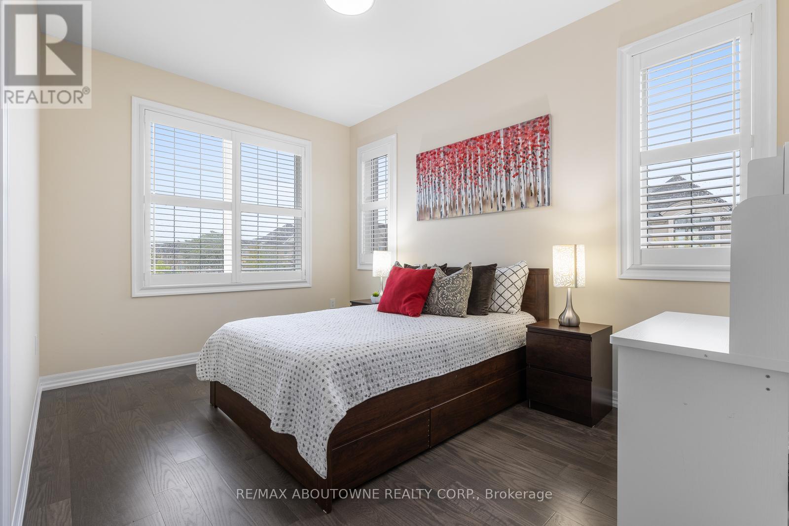 201 North Park Boulevard, Oakville, Ontario  L6M 5K2 - Photo 23 - W12168924