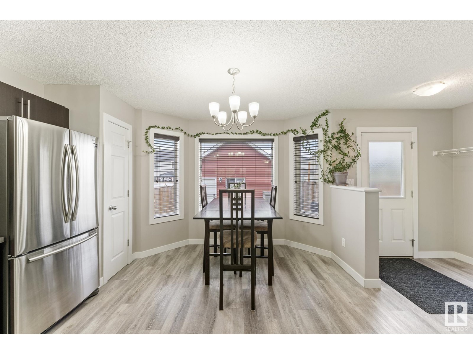 7014 21a Av Sw, Edmonton, Alberta  T6X 0T7 - Photo 16 - E4438677