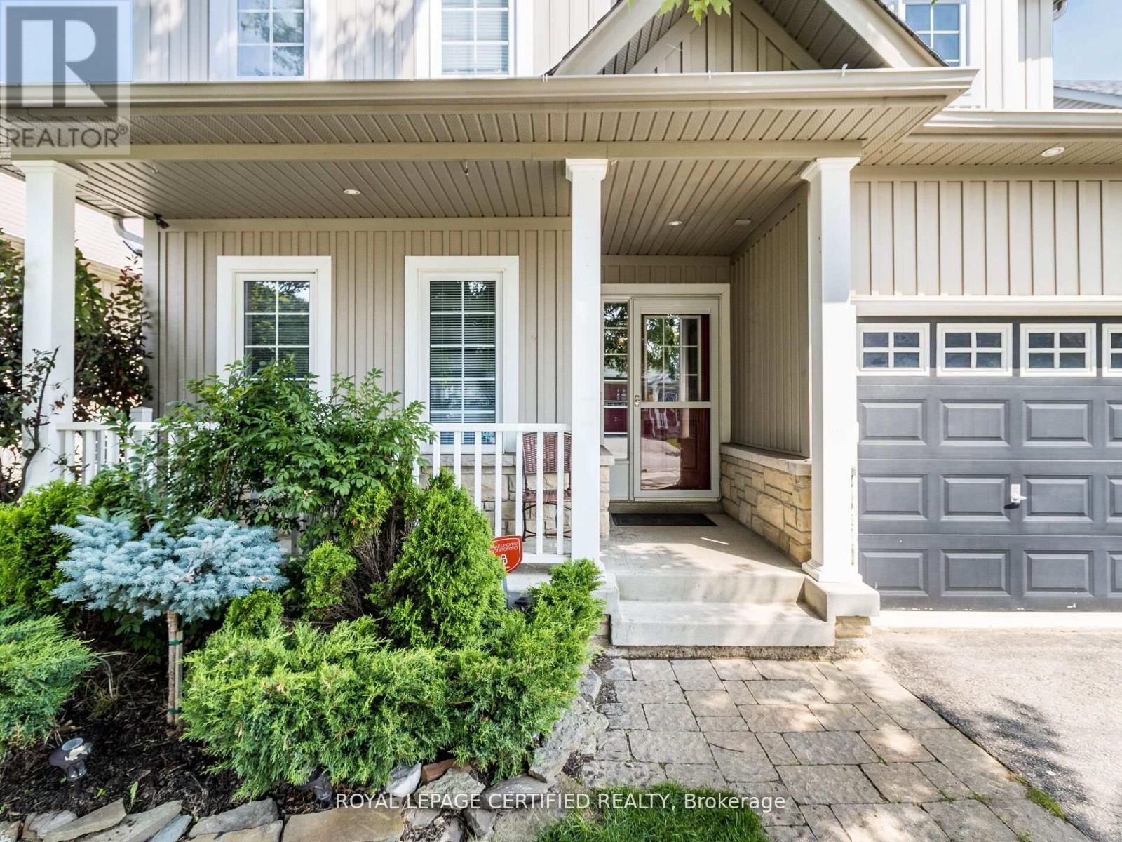 Property at 220 BERRY STREET image 4