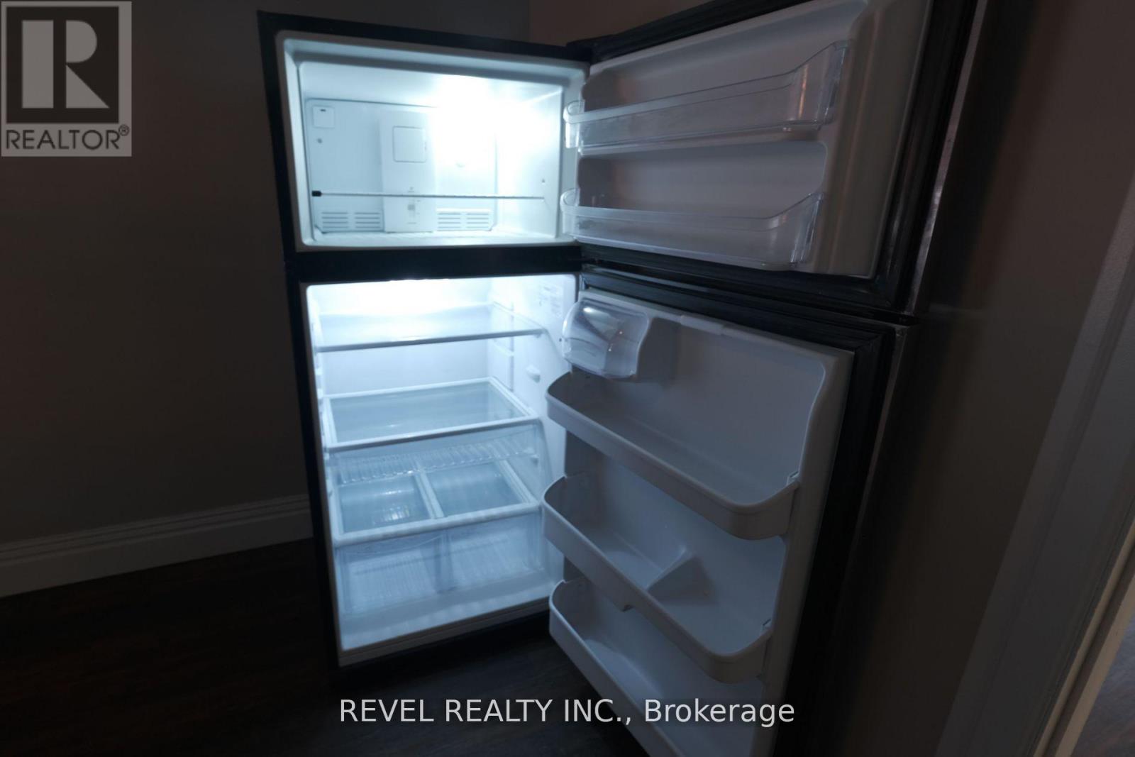 #1 - 350 Simcoe Street N, Peterborough, Ontario  L1G 4T6 - Photo 7 - X12175198