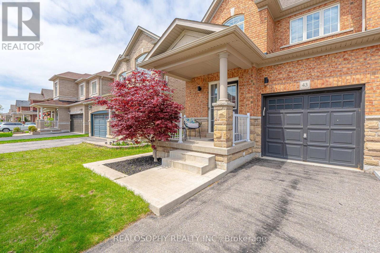 43 Humphrey Street, Hamilton, Ontario  L0R 2H7 - Photo 2 - X12175231
