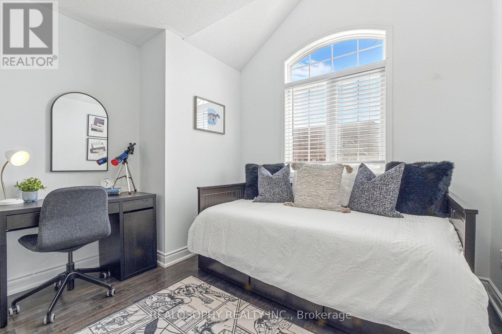 43 Humphrey Street, Hamilton, Ontario  L0R 2H7 - Photo 25 - X12175231