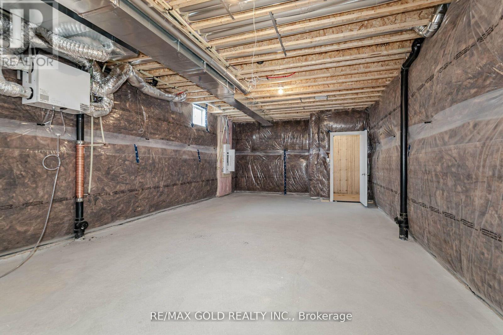 31 Dolomite Drive, Brampton, Ontario  L6P 4R6 - Photo 48 - W12174893