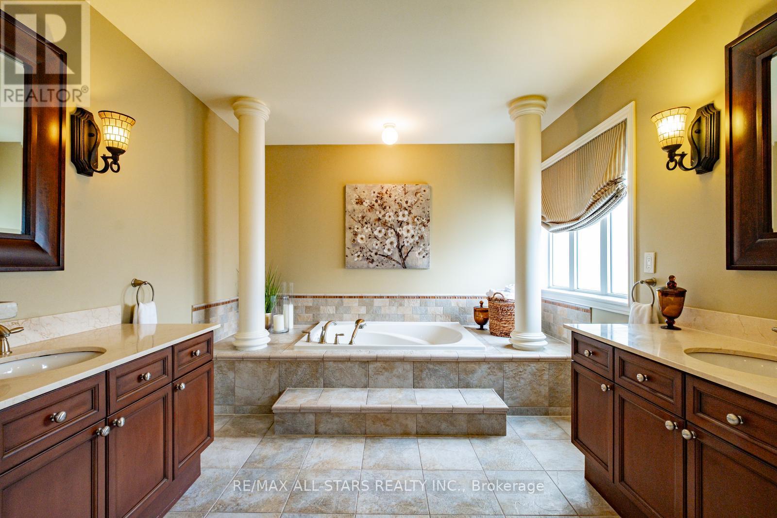 499 Roy Rainey Avenue, Markham, Ontario  L6E 2B2 - Photo 26 - N12164608