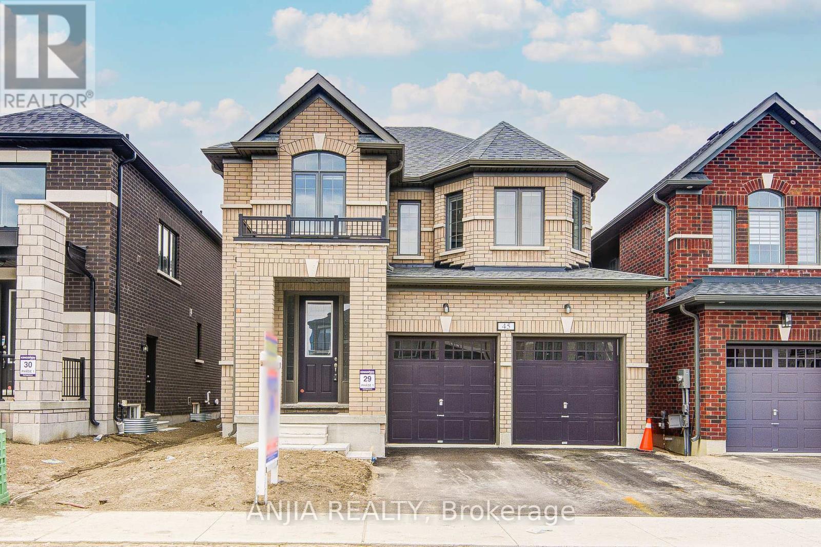 45 CORLEY STREET, Kawartha Lakes, Ontario