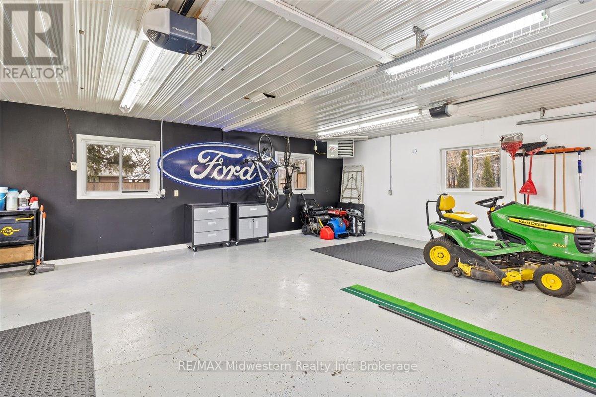 179 Main Street S, North Perth, Ontario  N0G 1B0 - Photo 37 - X12081026