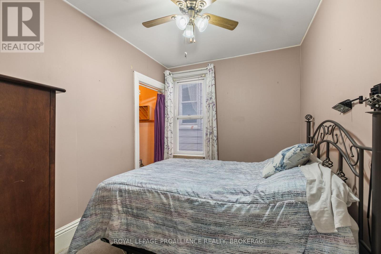 264 Patrick Street, Kingston (East Of Sir John A. Blvd), Ontario  K7K 3P9 - Photo 10 - X12175650