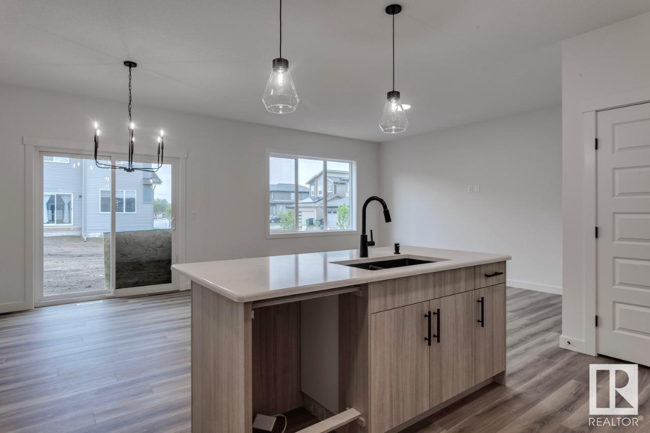 22753 93a Av Nw, Edmonton, Alberta  T5T 4W8 - Photo 8 - E4437770