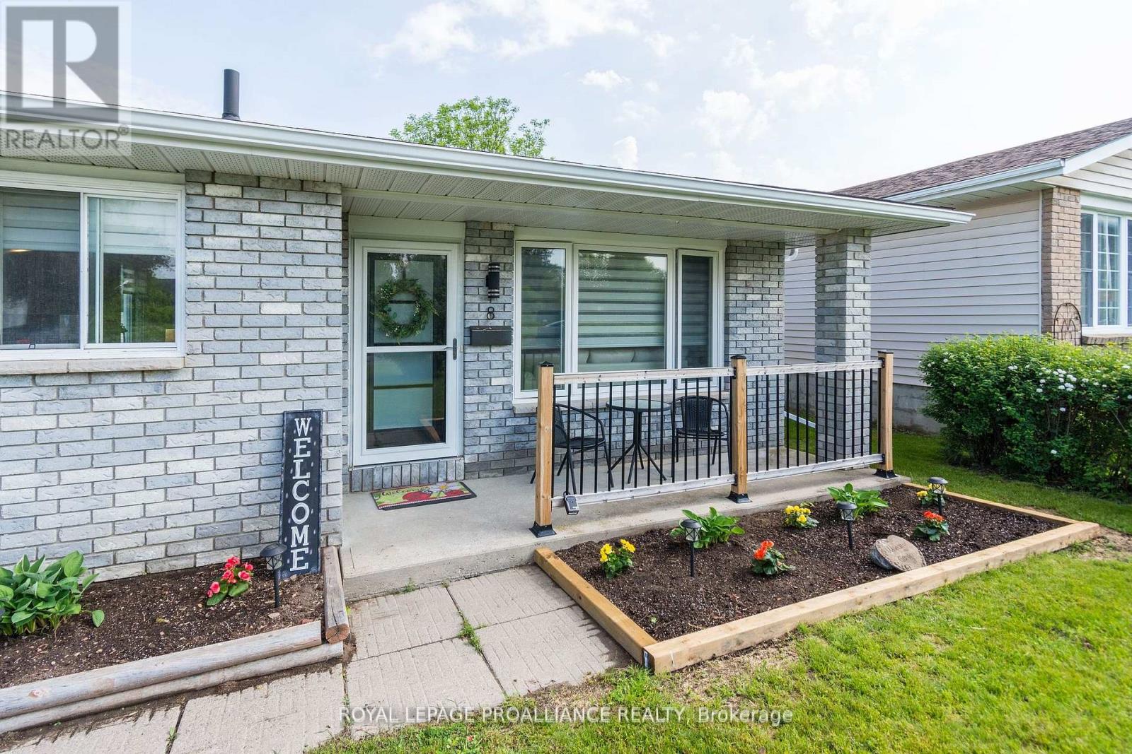 Property at 8 BIRCH STREET image 2