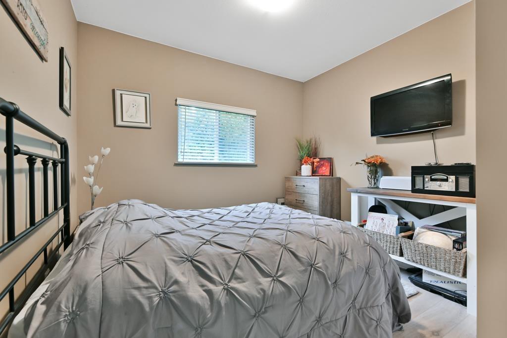 8021 Melburn Drive, Mission, British Columbia  V2V 7B6 - Photo 6 - R3006228