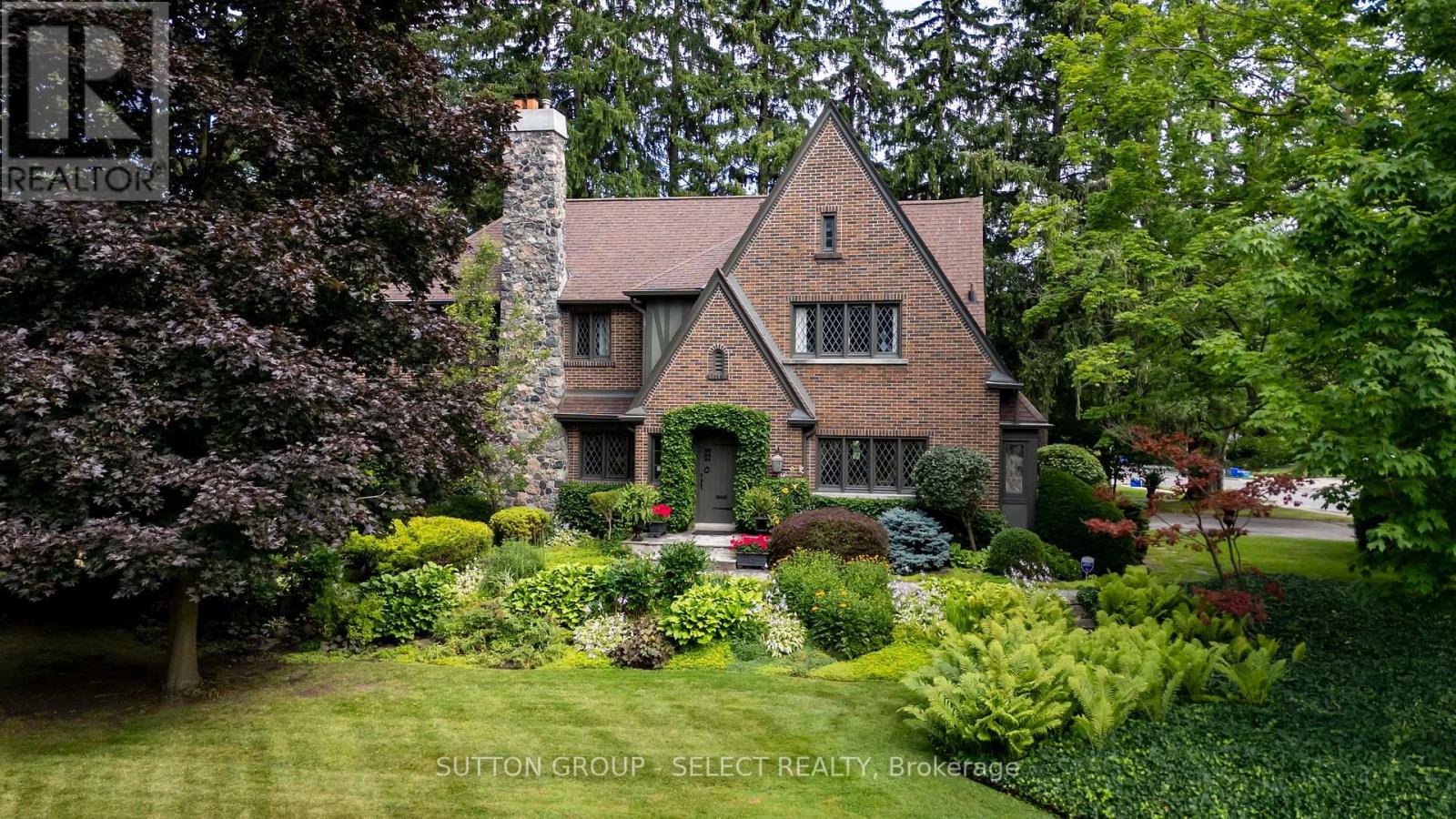 244 BASE LINE ROAD E, London South, Ontario