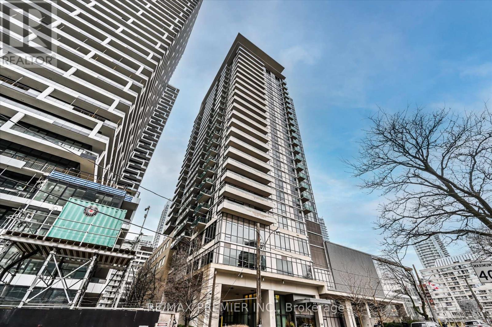 1002 - 25 Broadway Avenue, Toronto, Ontario  M4P 1T7 - Photo 2 - C12175406