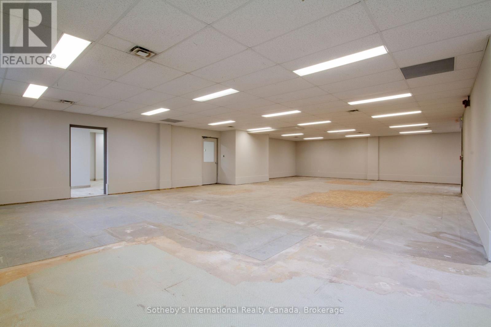 B2 - 1955 King Street E, Hamilton, Ontario  L8K 1W2 - Photo 2 - X12175628