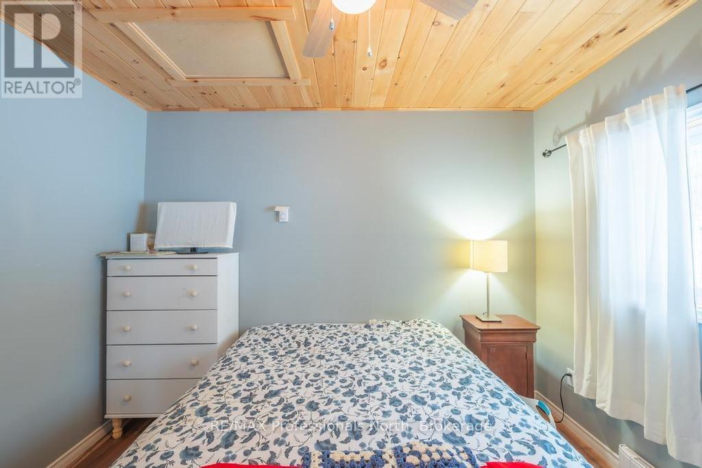 1145 Chelsea Lane, Algonquin Highlands, Ontario  K0M 1J1 - Photo 14 - X12175590