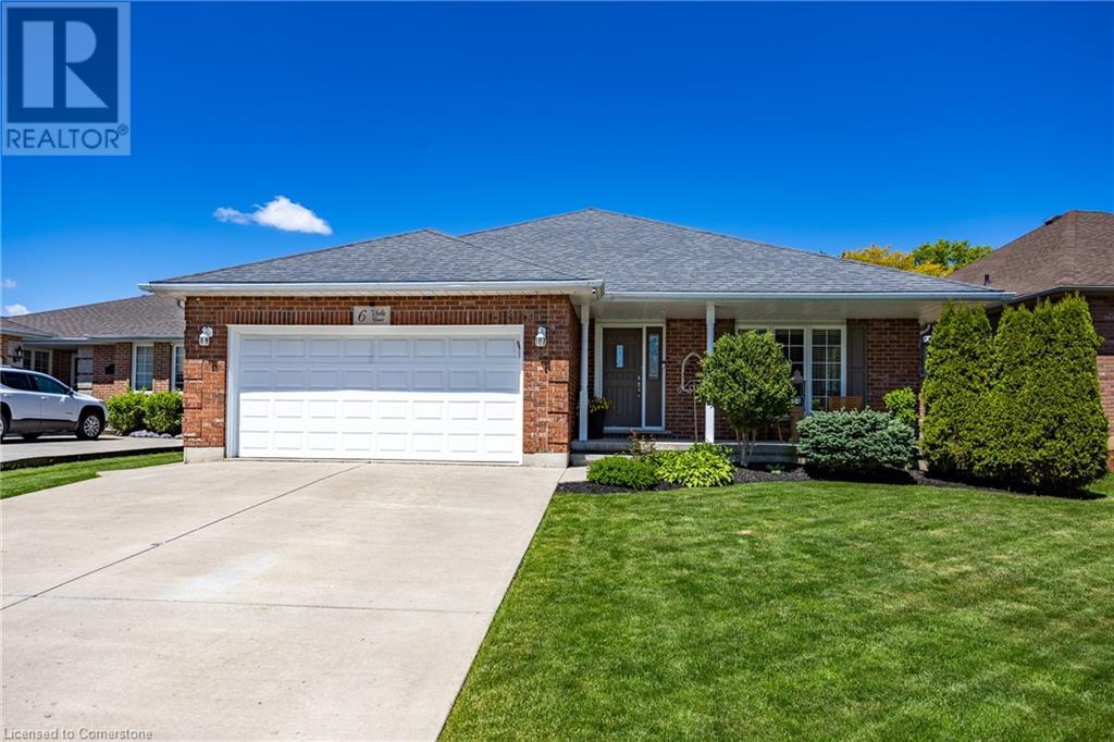 6 VIOLA Court, Delhi, Ontario