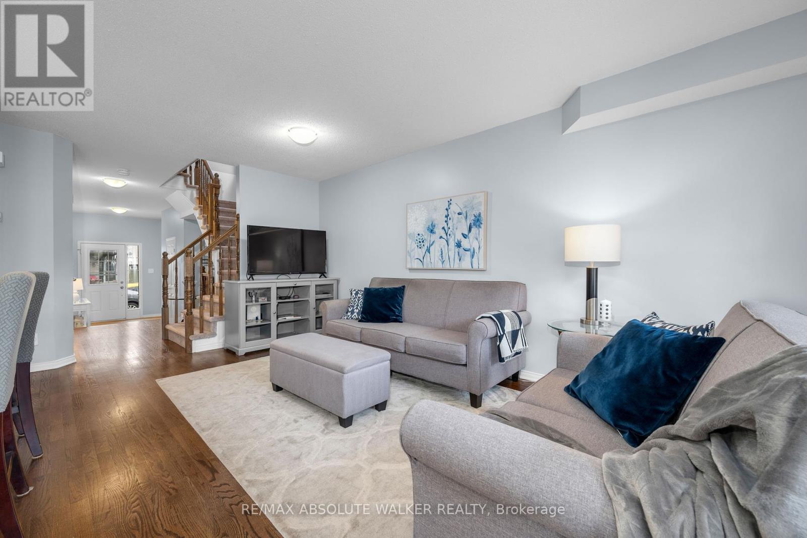 214 Lamplighters Drive, Ottawa, Ontario  K2J 0K7 - Photo 6 - X12175474