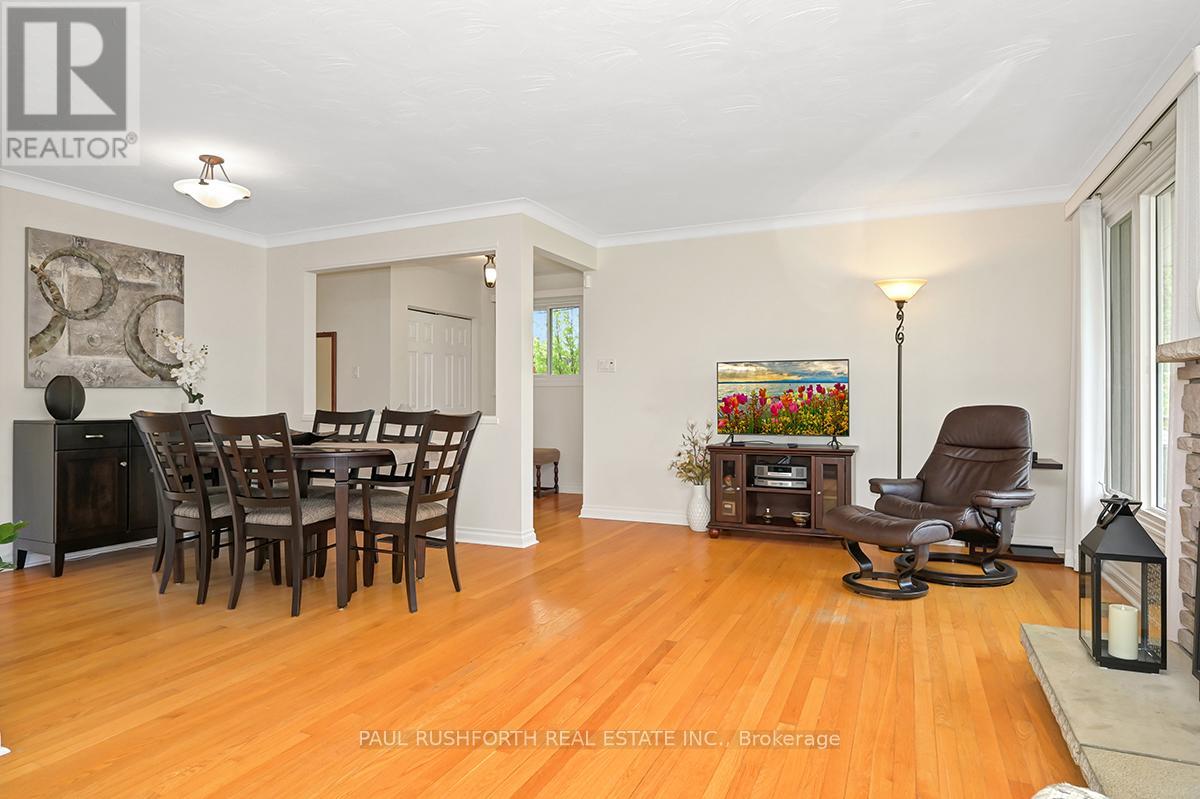1214 Castle Hill Crescent, Ottawa, Ontario  K2C 2B3 - Photo 7 - X12175580