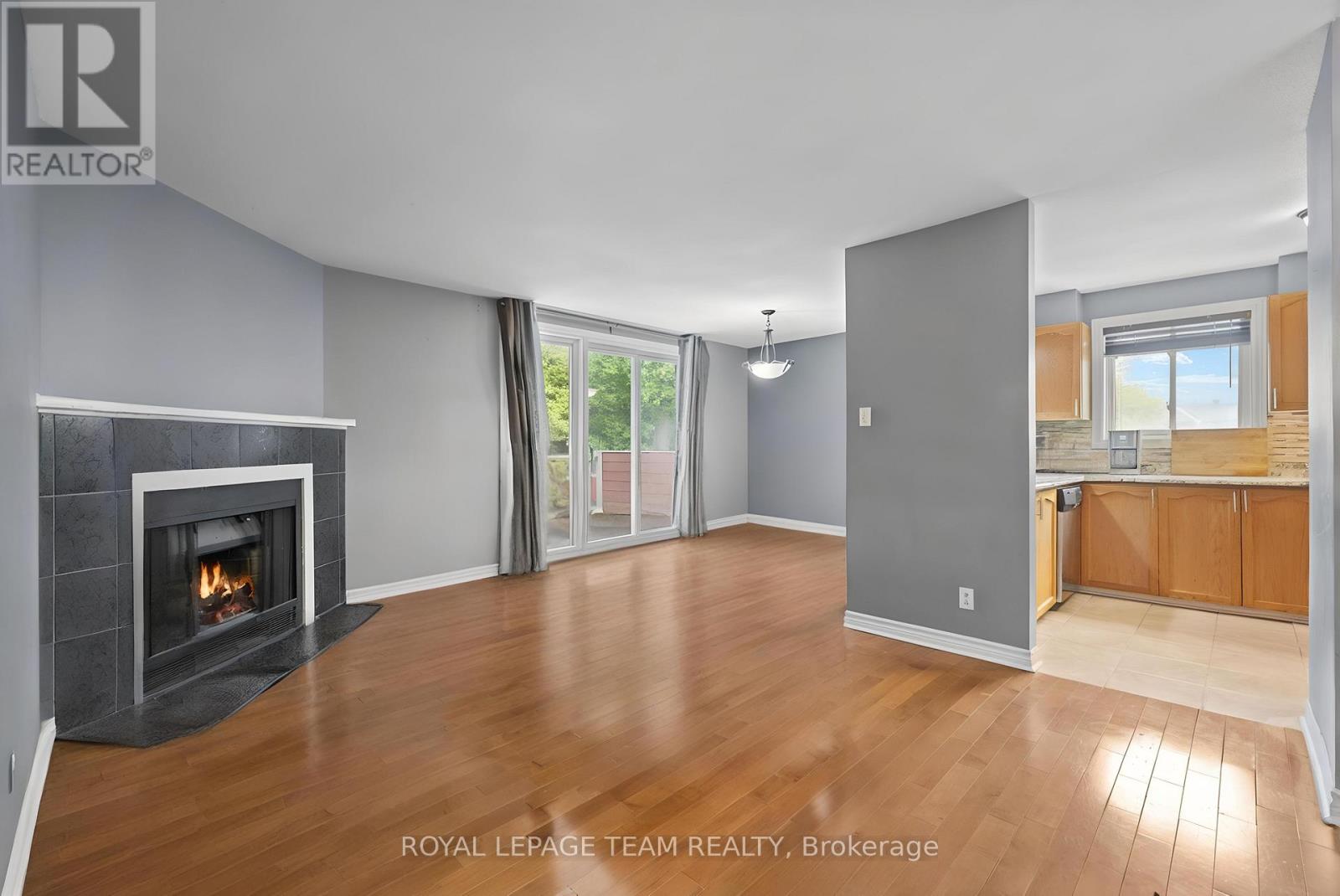 603 - 1589 St. Bernard Street, Ottawa, Ontario  K1T 3H9 - Photo 2 - X12175594