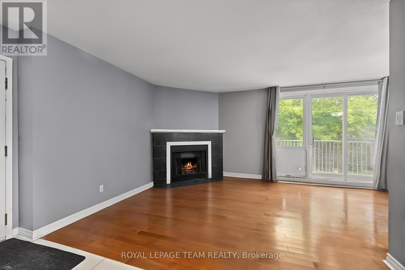 603 - 1589 St. Bernard Street, Ottawa, Ontario  K1T 3H9 - Photo 3 - X12175594