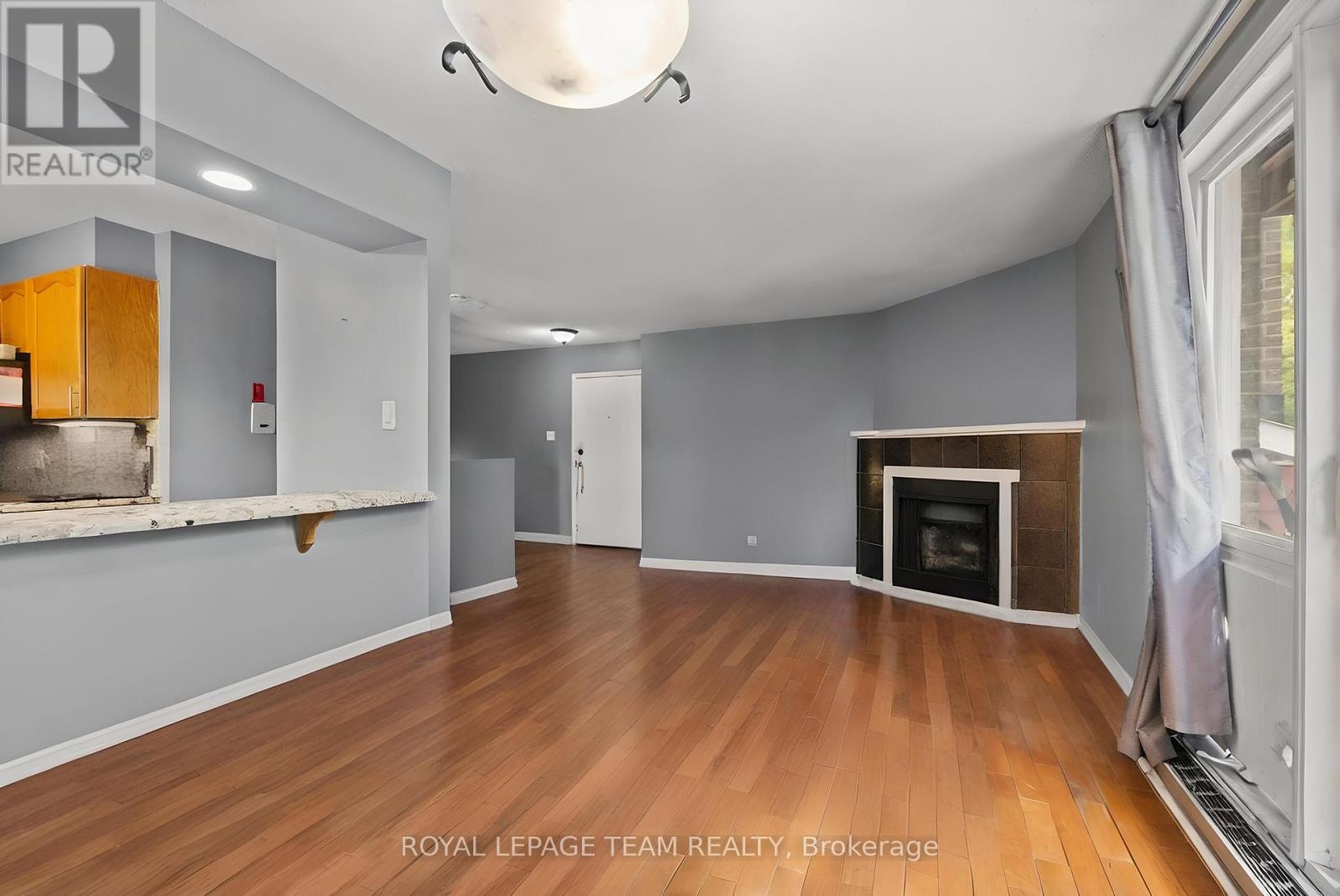 Property at 603 - 1589 ST. BERNARD STREET image 4