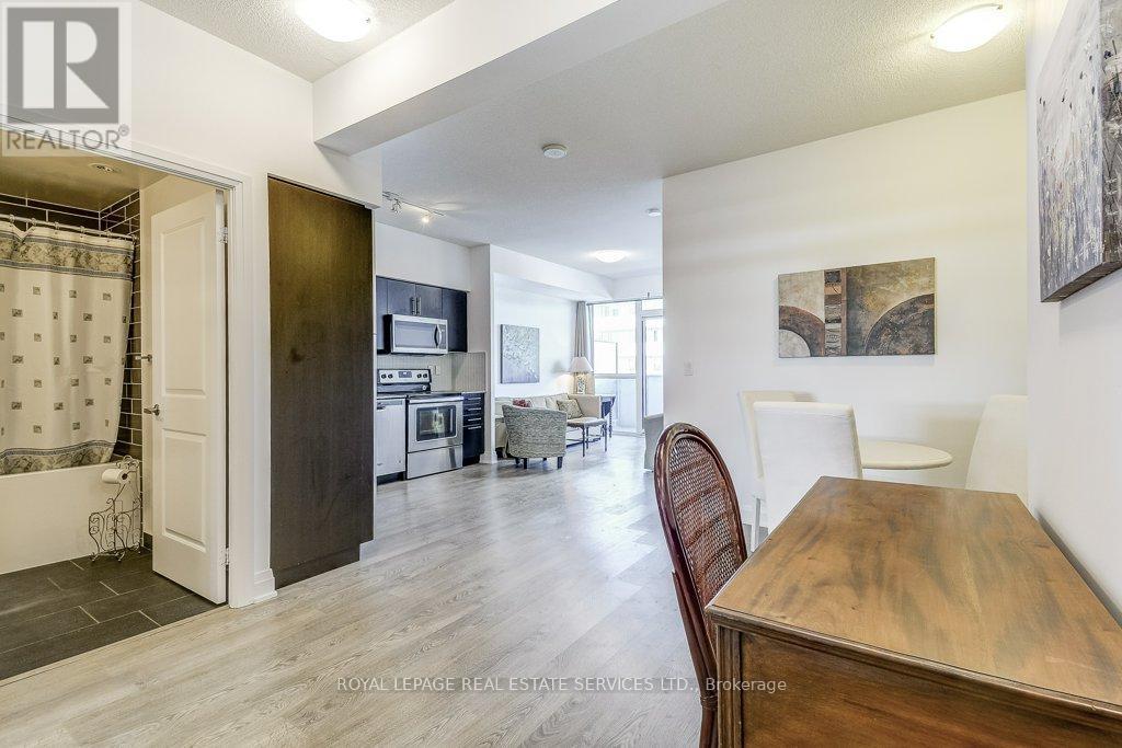 701 - 55 Speers Road, Oakville, Ontario  L6K 0H9 - Photo 16 - W12175387