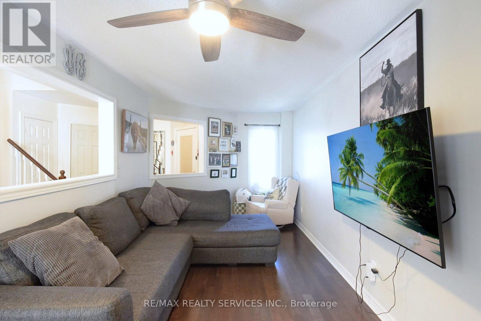 632 Leatherleaf Drive, Mississauga, Ontario  L4Z 3Z1 - Photo 10 - W12175400