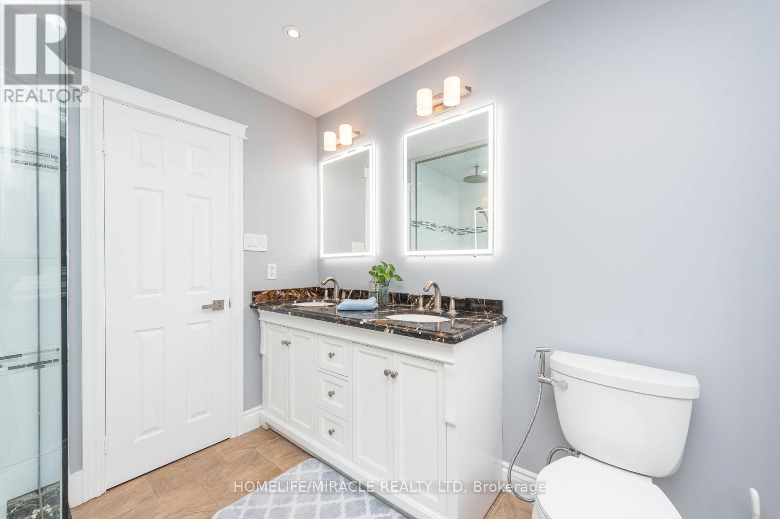 Upper - 2116 Eighth Line, Oakville, Ontario  L6H 3Z1 - Photo 8 - W12175436