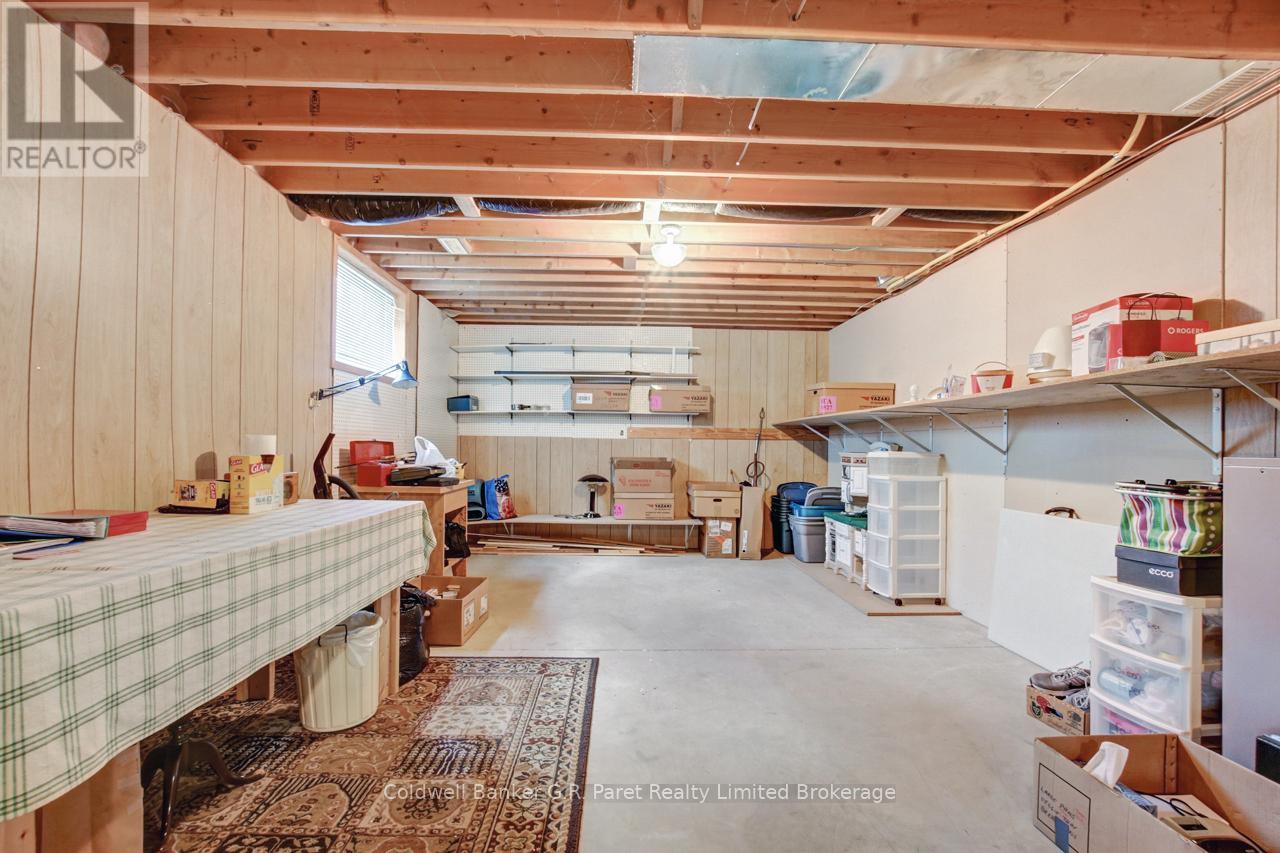 130 Glendale Drive, Tillsonburg, Ontario  N4G 5V9 - Photo 27 - X12175481