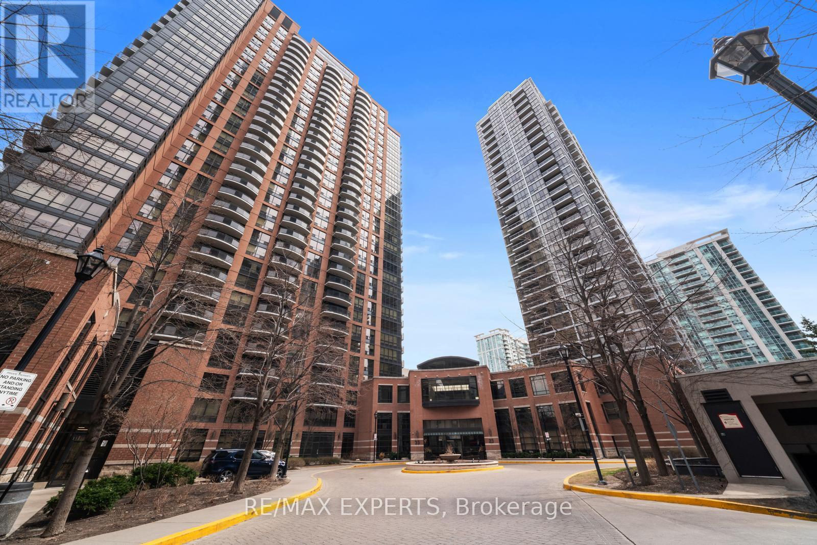 510 - 33 SHEPPARD AVENUE E, Toronto, Ontario