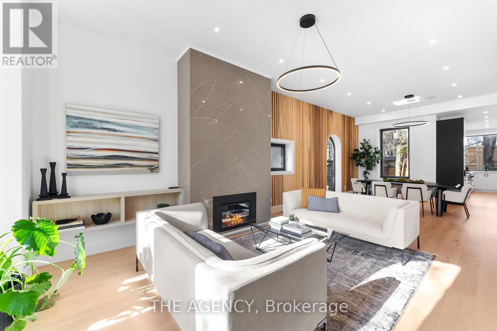43 Rusholme Road, Toronto, Ontario  M6J 3H3 - Photo 7 - C12175619