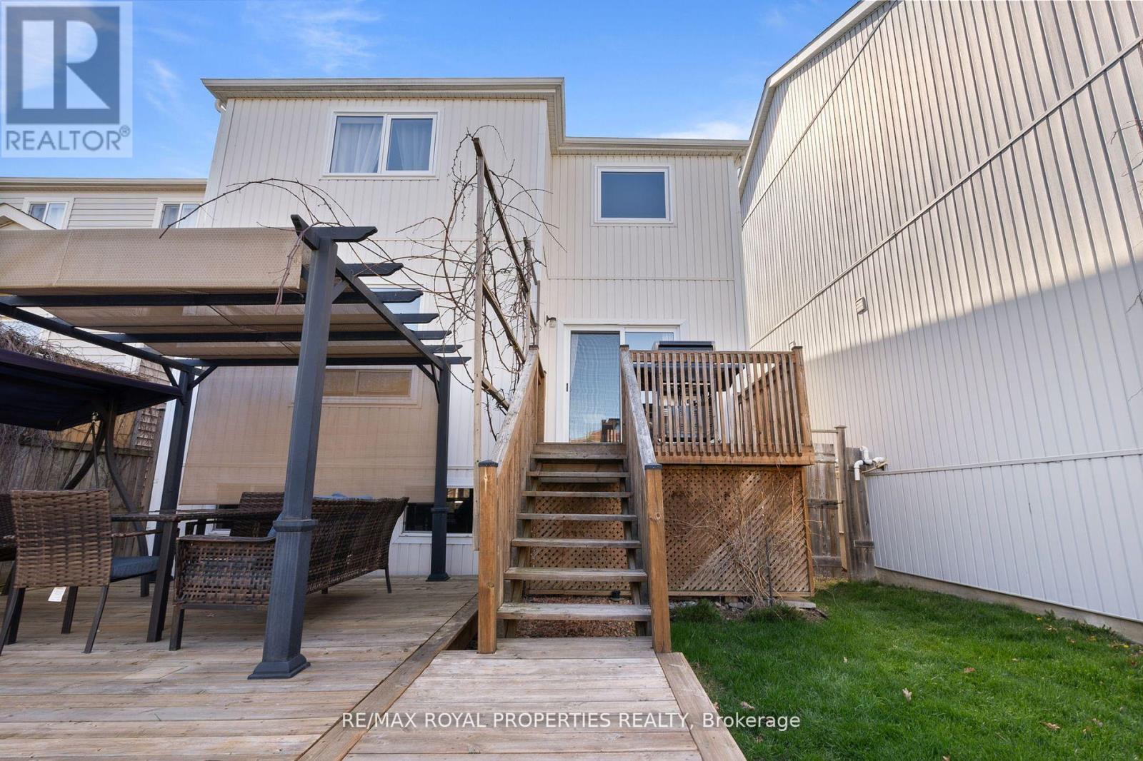 1308 Ashgrove Crescent, Oshawa, Ontario  L1K 3A6 - Photo 39 - E12175552