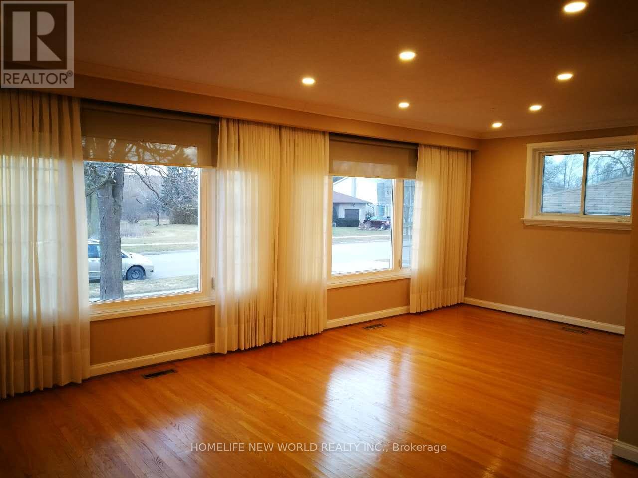 Main - 253 Waverly Street N, Oshawa, Ontario  L1J 5V8 - Photo 2 - E12175584