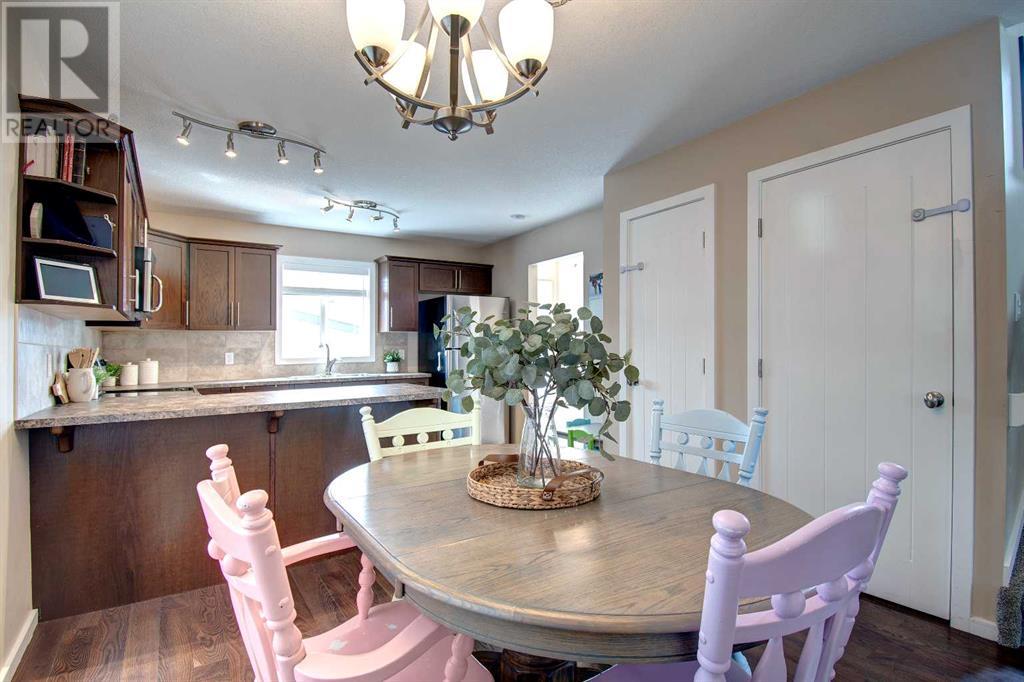 1009 Kingston Crescent Se, Airdrie, Alberta  T4A 0L3 - Photo 14 - A2216417