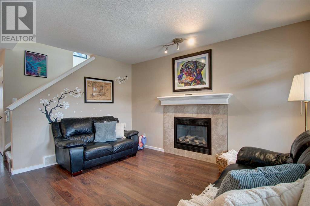 1009 Kingston Crescent Se, Airdrie, Alberta  T4A 0L3 - Photo 10 - A2216417