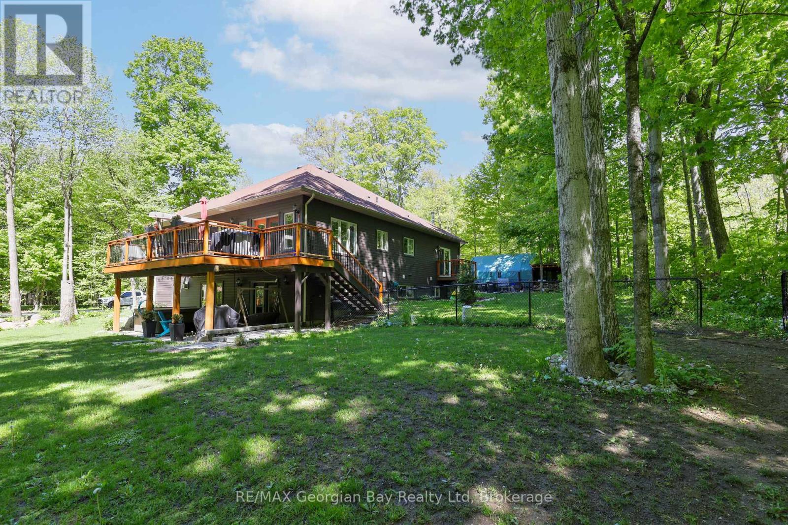 1 Beau Rivage Avenue, Tiny, Ontario  L9M 0H5 - Photo 37 - S12135247