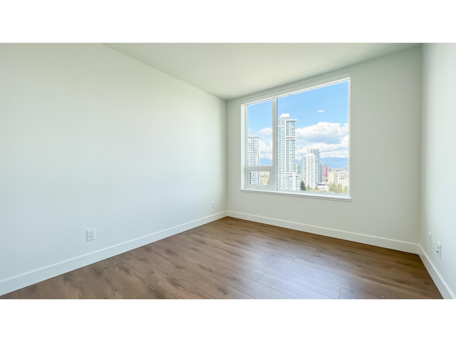 1602 13359 Old Yale Road, Surrey, British Columbia  V3T 0S4 - Photo 15 - R3006722