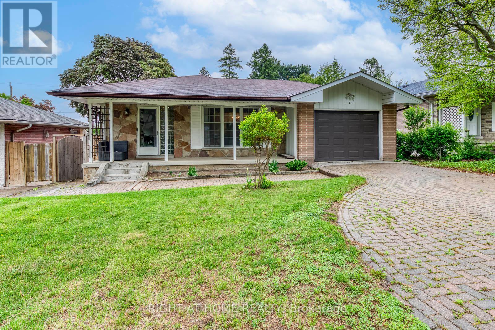 145 Highland Park Boulevard, Markham, Ontario  L3T 1B8 - Photo 3 - N12175504