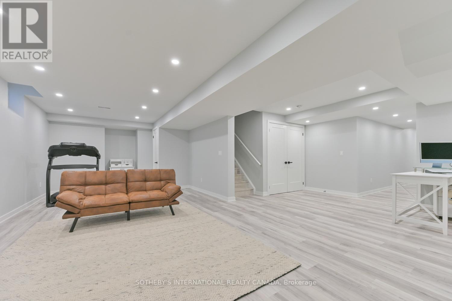45 Crimson King Way, East Gwillimbury, Ontario  L9N 0V1 - Photo 32 - N12175512