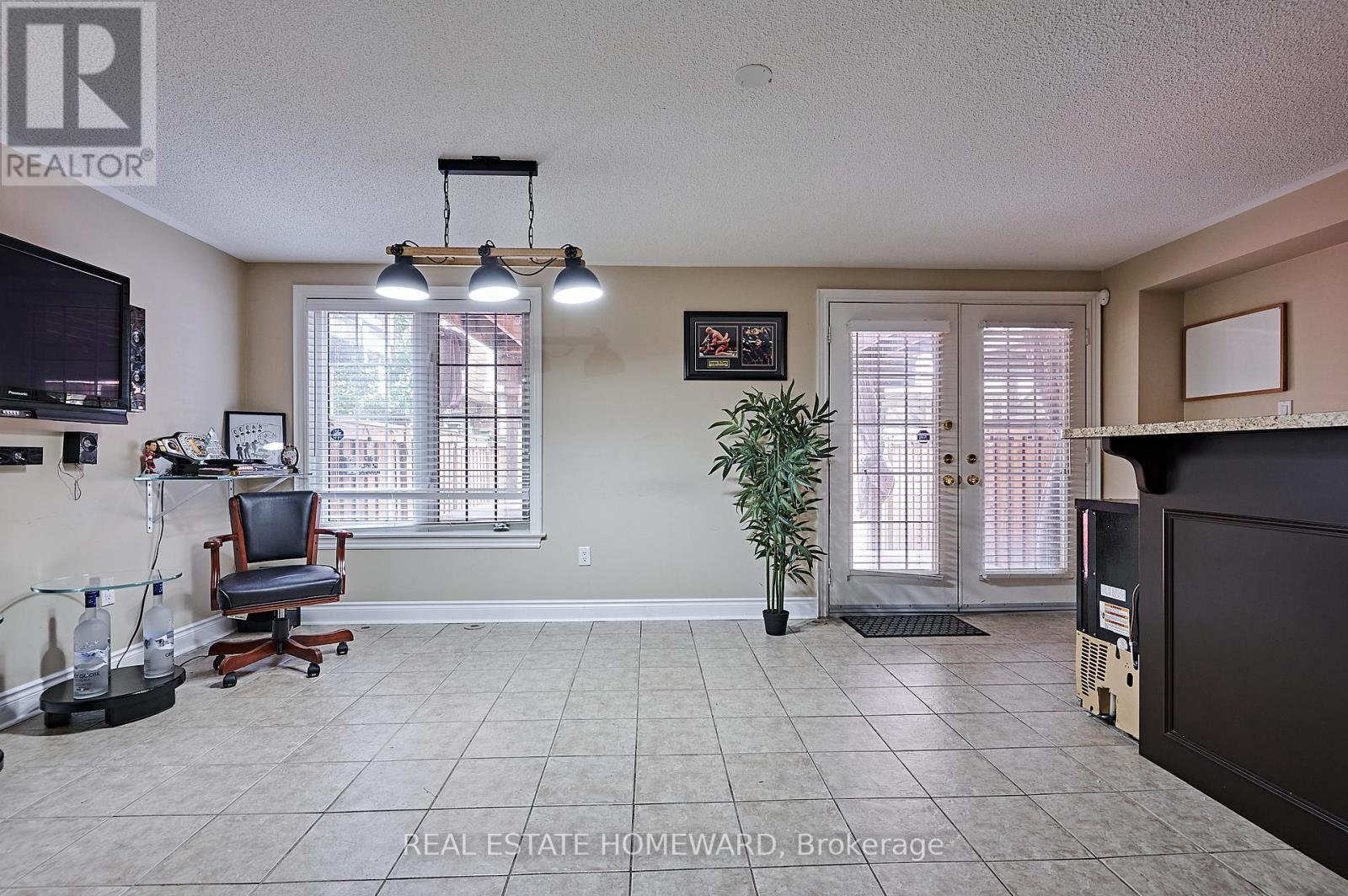 4 Isaac Devins Avenue, Vaughan (East Woodbridge), Ontario  L4L 0A4 - Photo 27 - N12175602