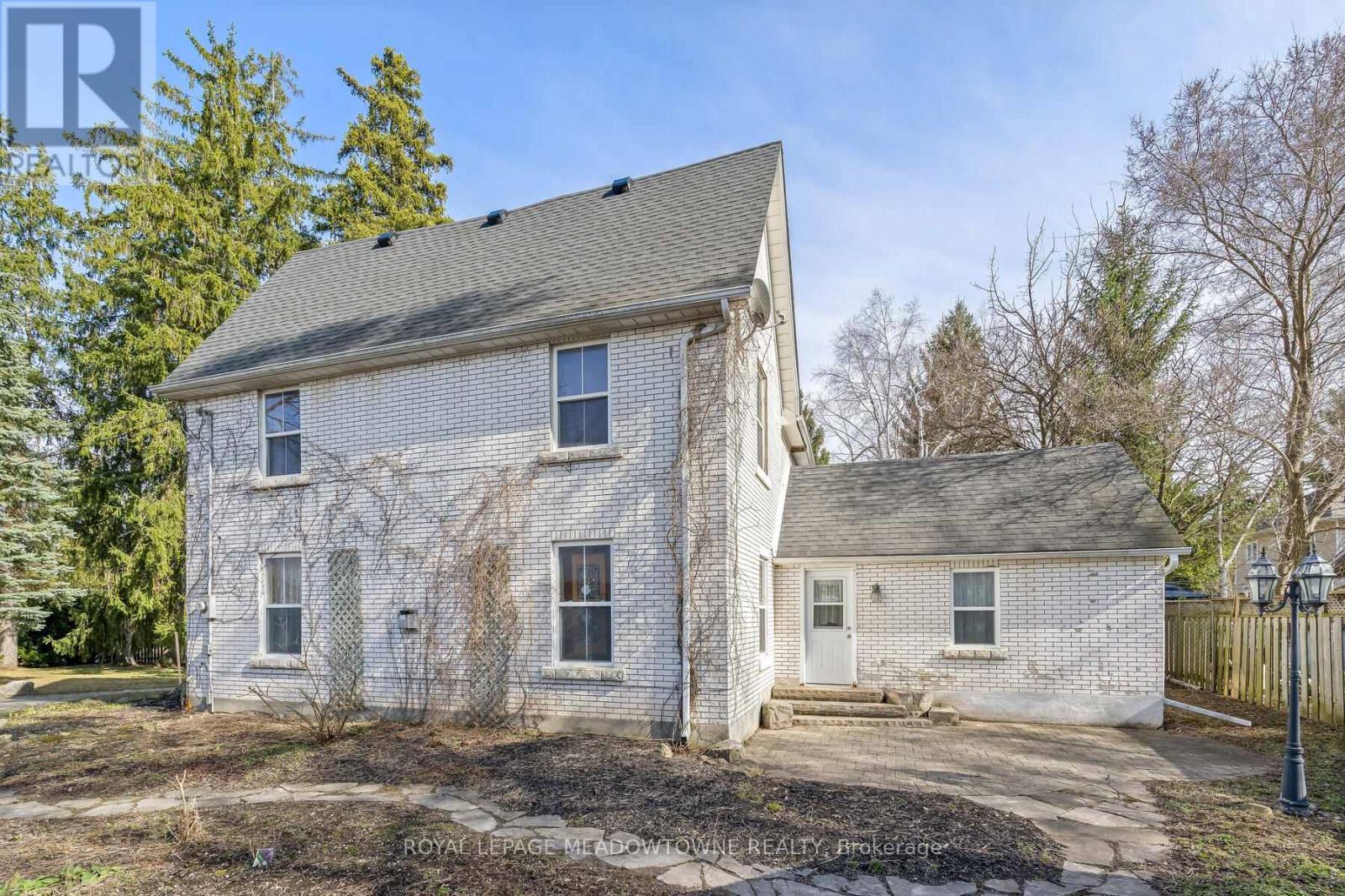 26 Confederation Street, Halton Hills, Ontario  L7G 3R6 - Photo 33 - W12132322