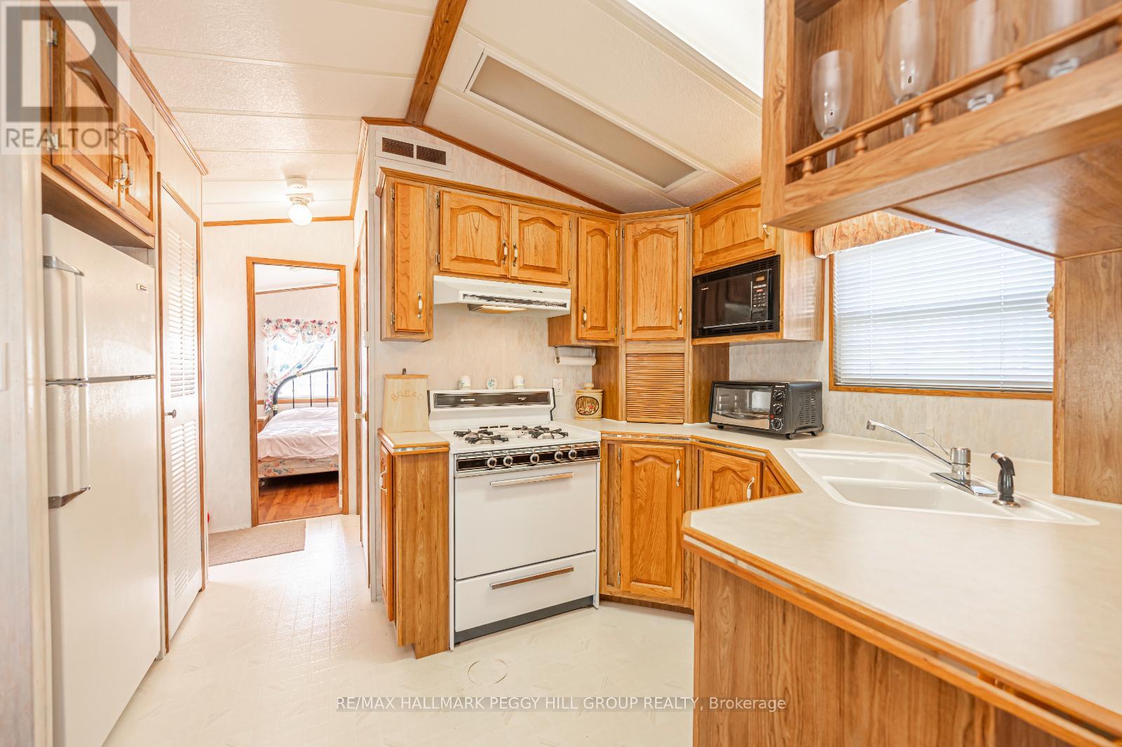 118 - 5216 County Road 90, Springwater, Ontario  L0M 1T0 - Photo 4 - S12175603