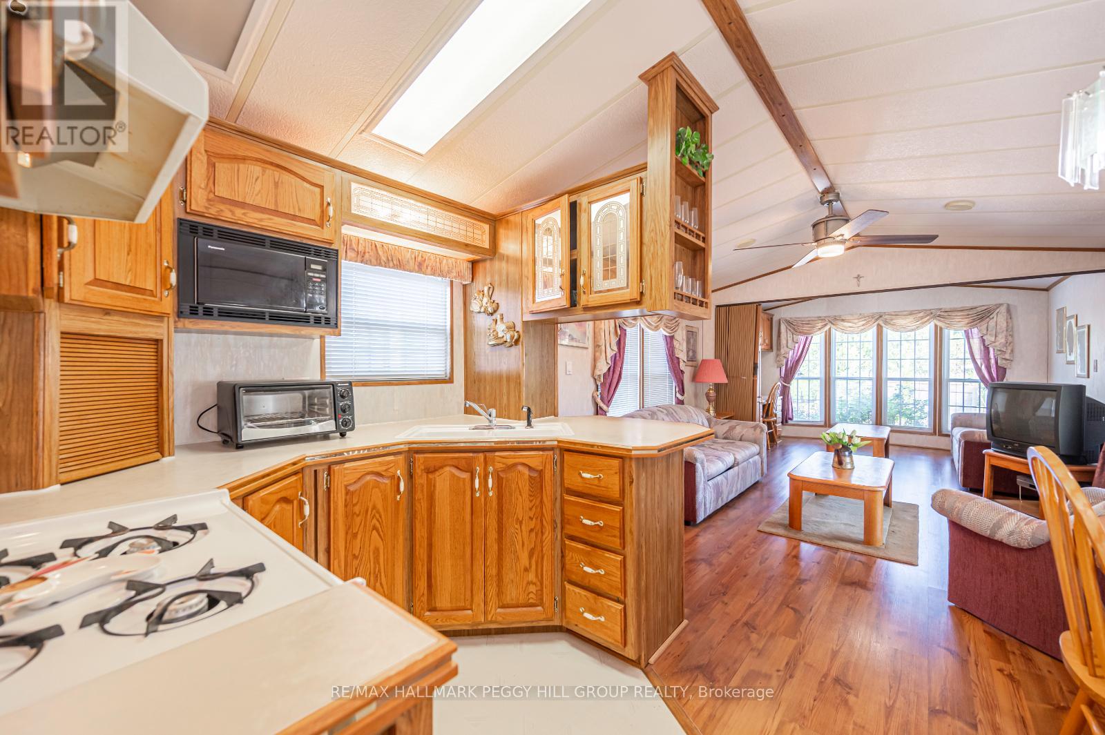 118 - 5216 County Road 90, Springwater, Ontario  L0M 1T0 - Photo 5 - S12175603