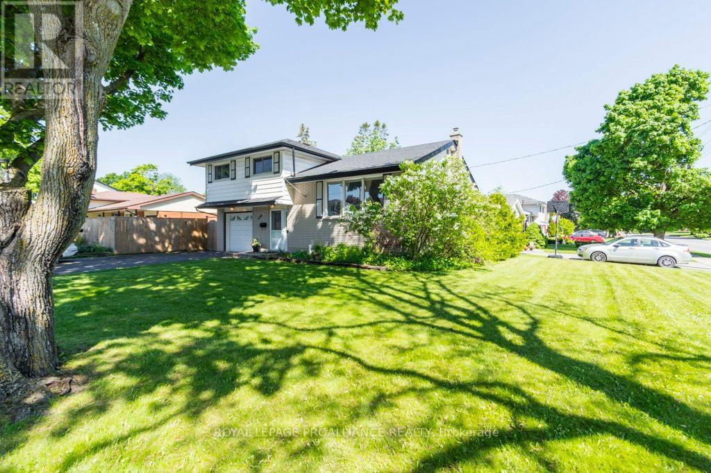 590 Victoria Avenue, Belleville, Ontario K8N 2G9 - Photo 4 - X12175736
